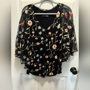 Ariella Black Tank With Lace Floral Pancho
